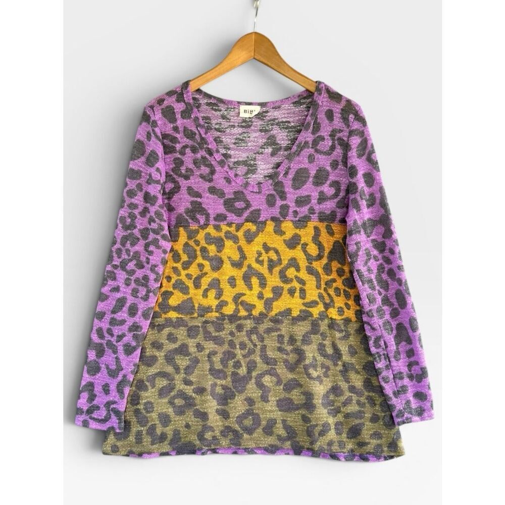 🎉5 for $45🎉 Bibi top blouse shirt size M